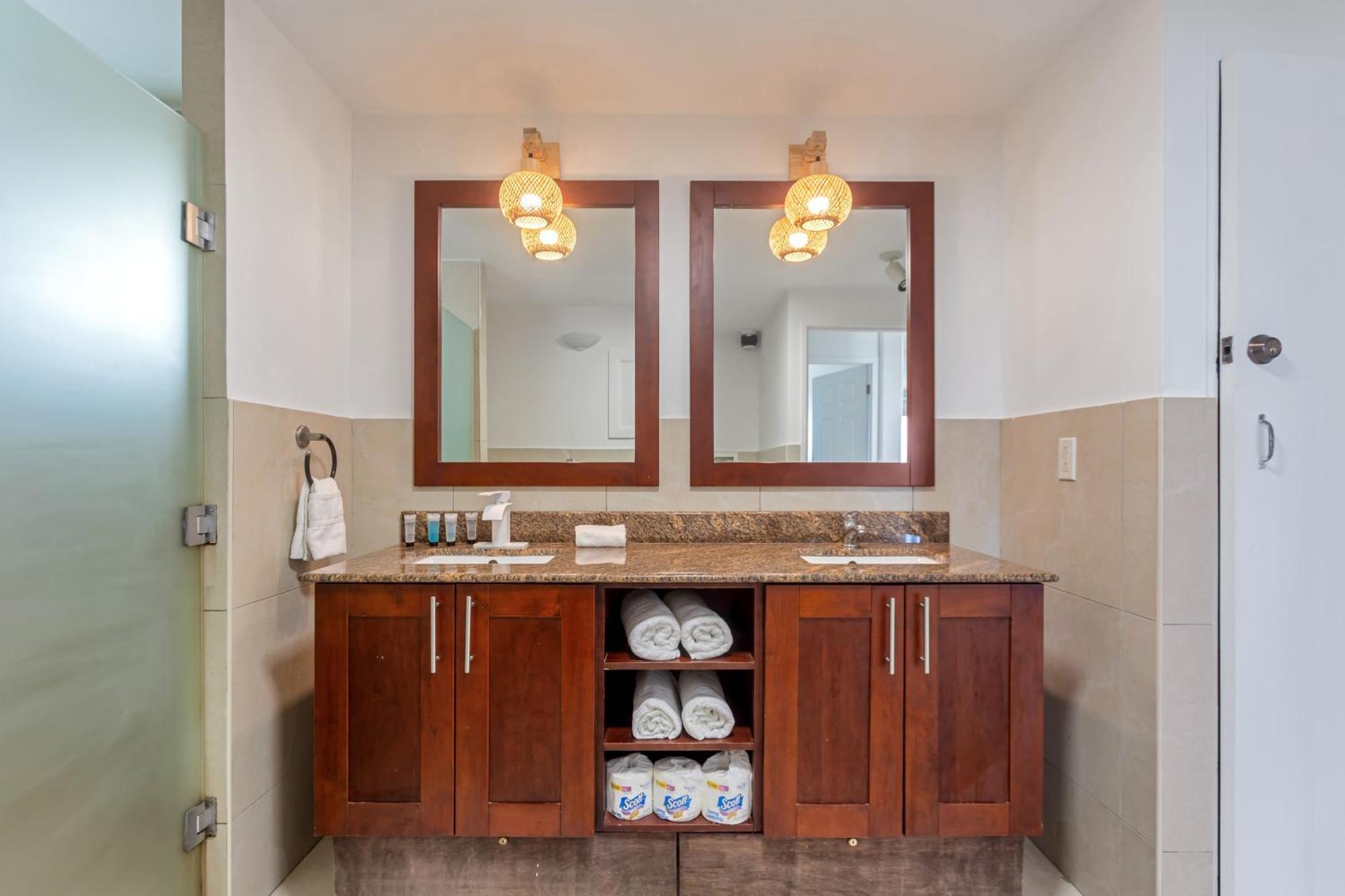 Maho Beach House - Sand Bar Condo - 1 Bedroom Suite Экстерьер фото