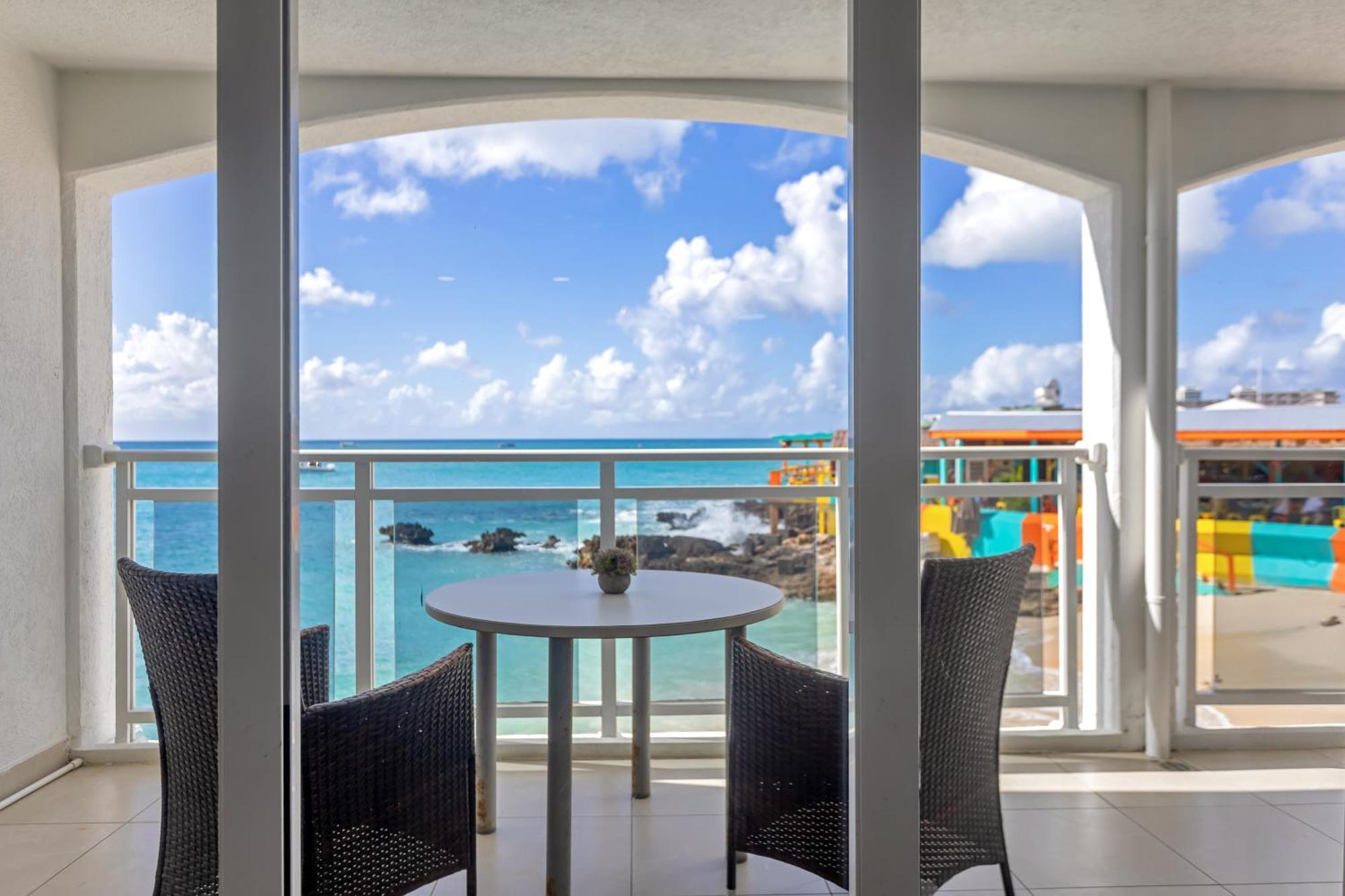 Maho Beach House - Sand Bar Condo - 1 Bedroom Suite Экстерьер фото